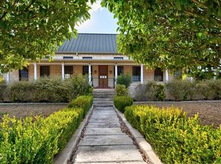 135 Bluff Trails Rd, Ingram, TX 78025