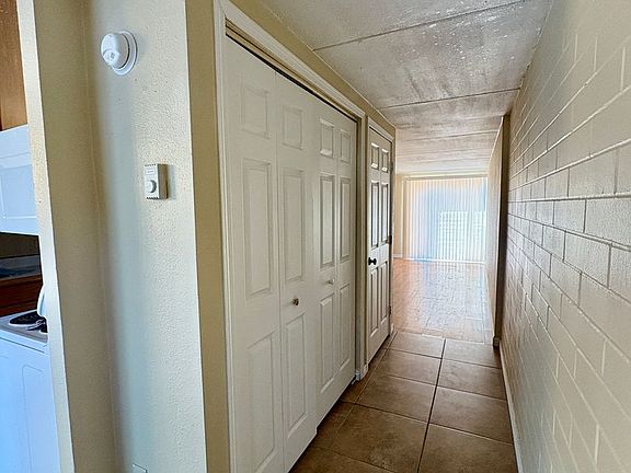 5th image of 300 N 25th St APT 102