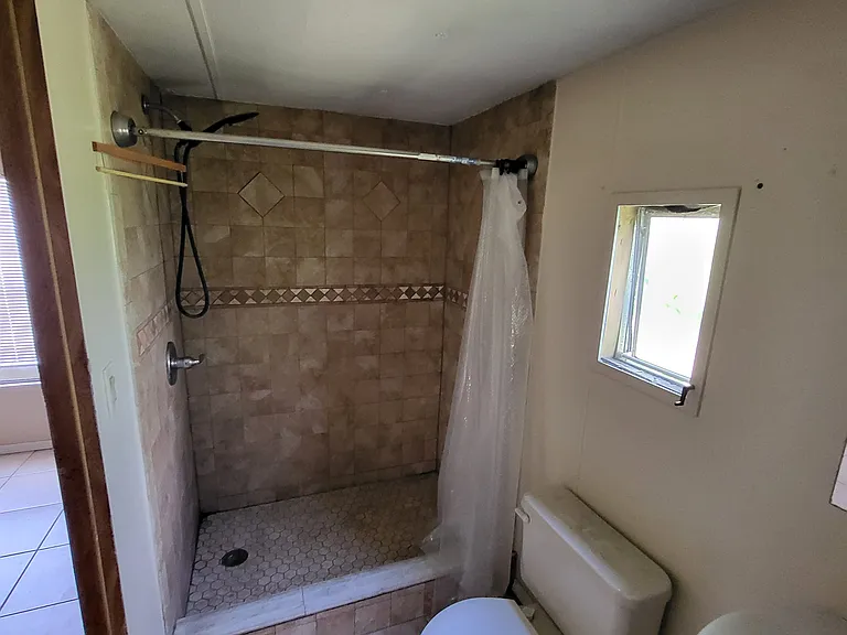 1122 SE Mills Ave — Photo 4