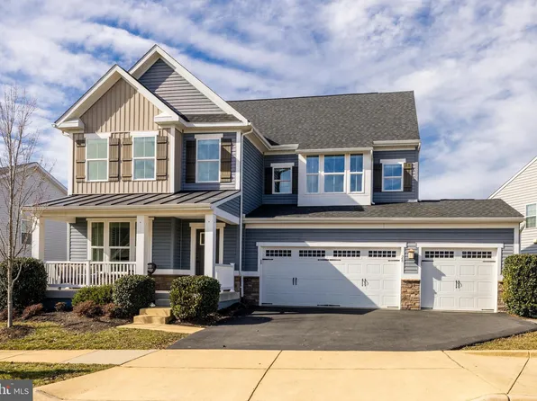 28 Eisentown Dr, Lovettsville, VA 20180