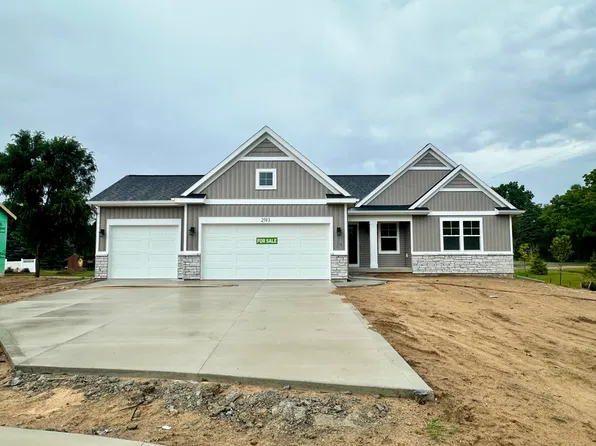 2193 Emerald Shore Cir, Grand Rapids, MI 49525