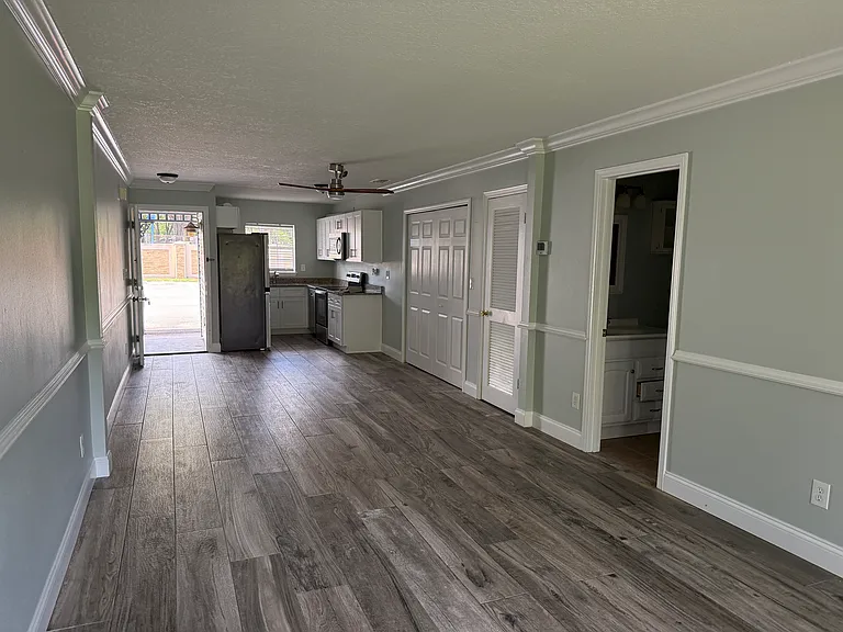 313 Dirksen Dr #F7 — Photo 5