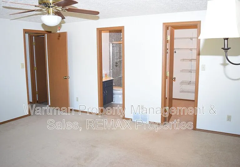 2860 Frazier Ln — Photo 9