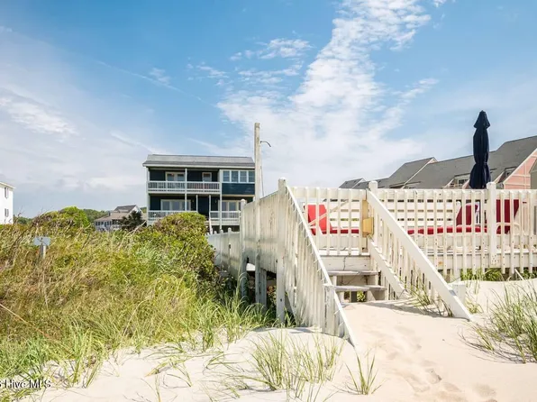 101 Martin Lane, Oak Island, NC 28465