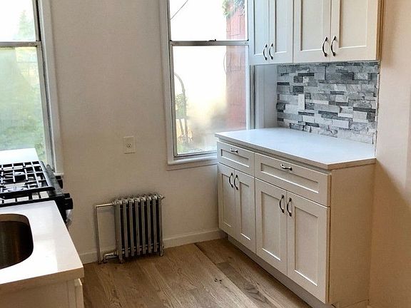 3rd image of 619 Union Ave APT 1R