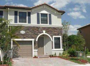 4221 SW 164th Ct, Miami, FL 33185