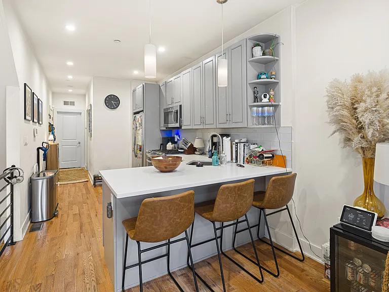 823 N Uber St #1 — Photo 4