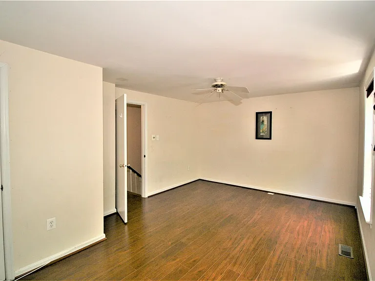 10602 Tuppence Ct — Photo 25