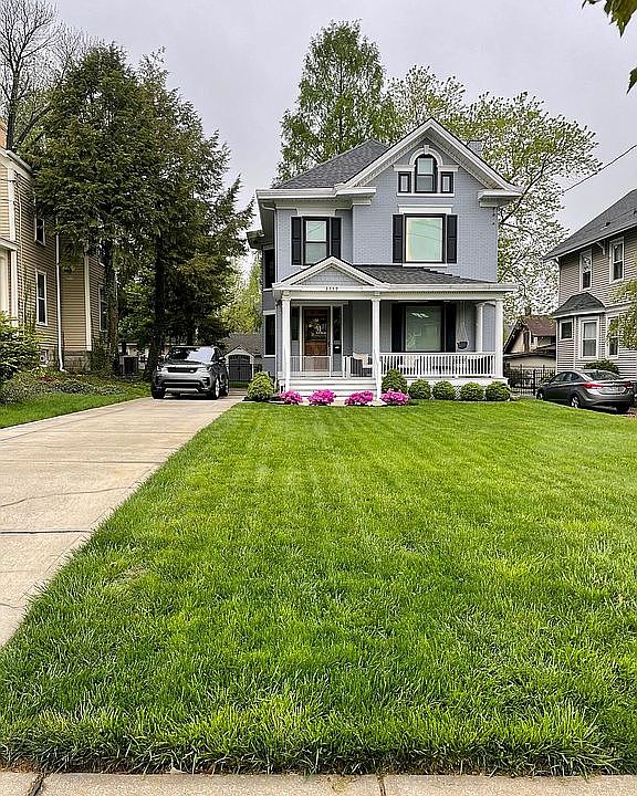 1st image of 3759 Hyde Park Ave