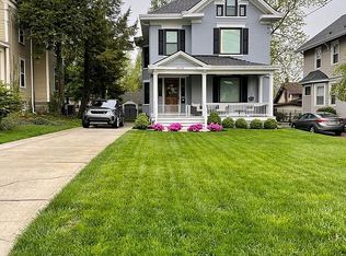 3759 Hyde Park Ave, Cincinnati, OH
