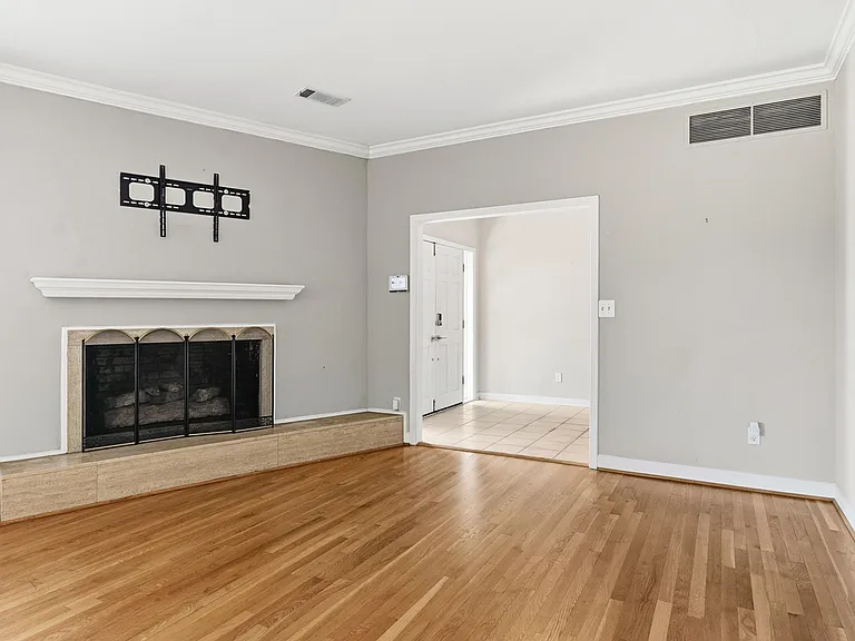 253 Cedar Crst — Photo 11