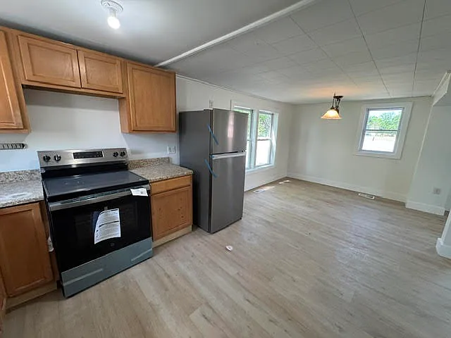 12 Edmunds Ln — Photo 16