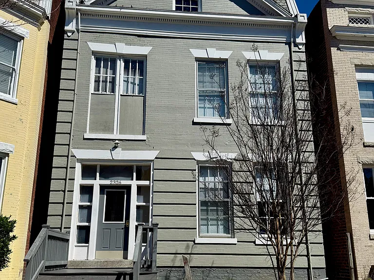 2326 W Grace St #4 — Photo 1