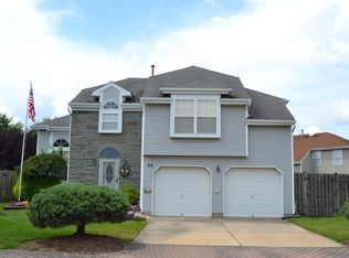 54 Kentucky Way, Freehold, NJ 07728