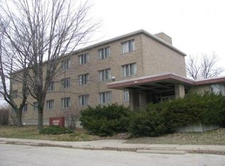 5945 Erie St, Racine, WI 53402