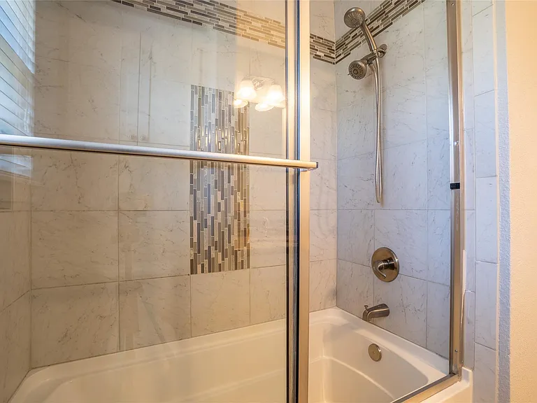 140 Lakewood Dr — Photo 30