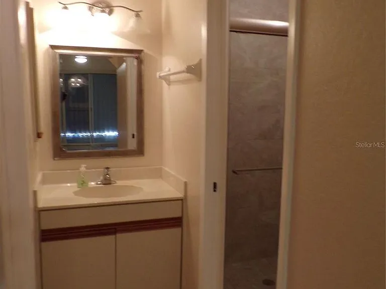 25068 Harborview Rd #4B — Photo 12