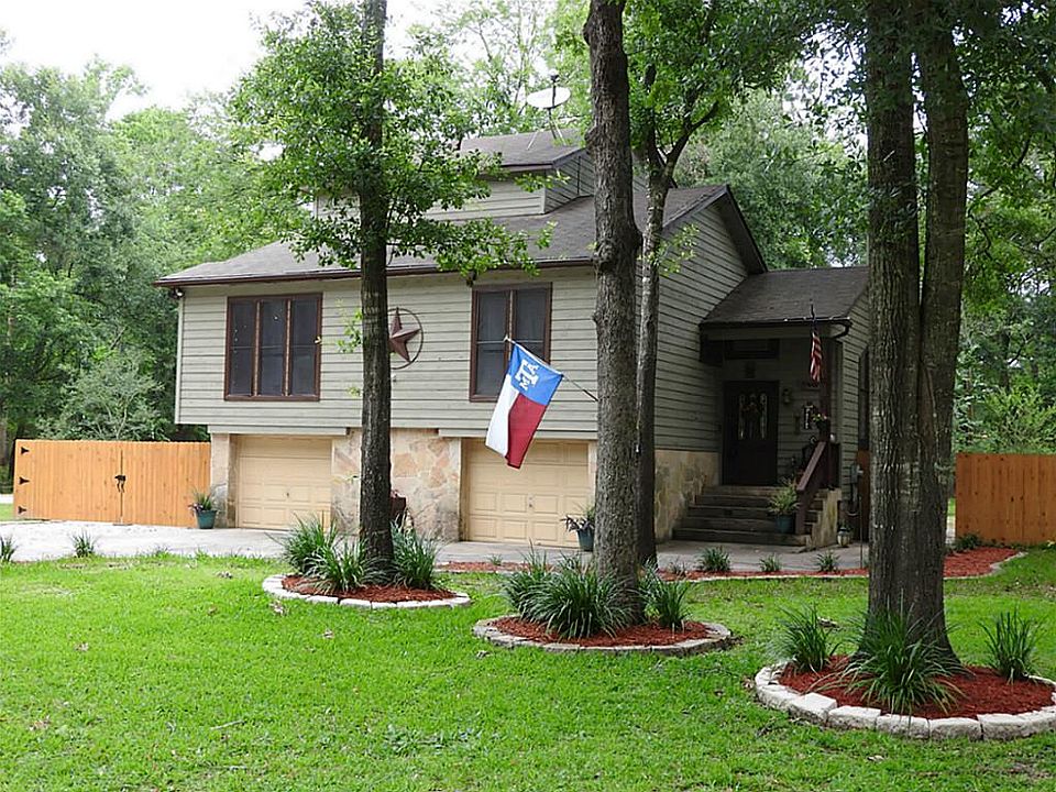 1st image of 22020 Forest Glade Dr