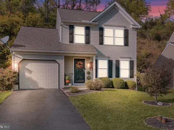 22 Ravine Dr, Shillington, PA 19607