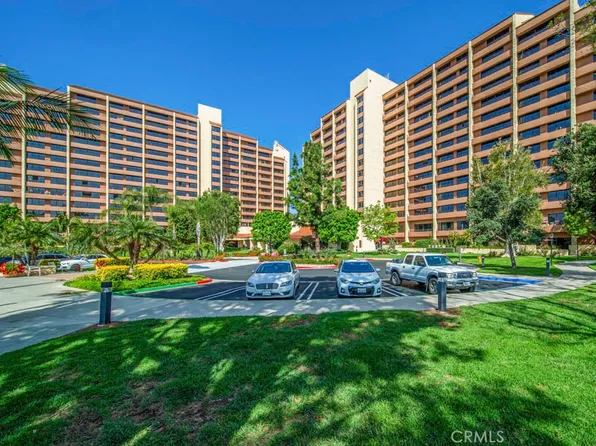 24055 Paseo Del Lago Unit 1201, Laguna Woods, CA 92637