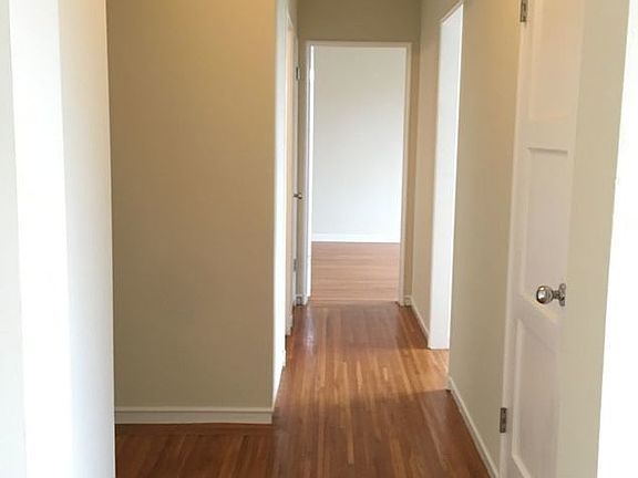 4th image of 500 36th Ave APT 7