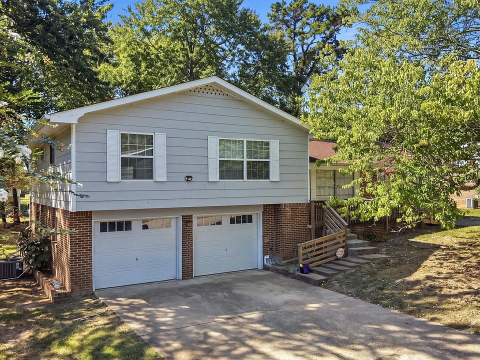 1st image of 3932 Bowman Ln