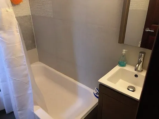 Rented by Lang Realty LLC | media 16