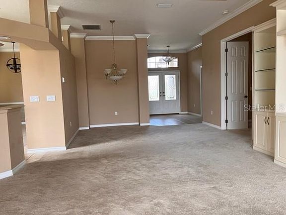 5th image of 649 Silk Oak Dr