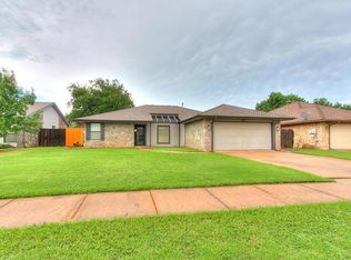 2117 Stepping Stone Trl, Edmond, OK 73013
