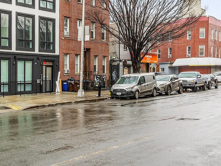 511 Meeker Ave #4B — Photo 27