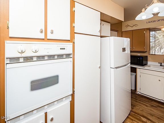 4th image of 3550 Thunderhawk Dr