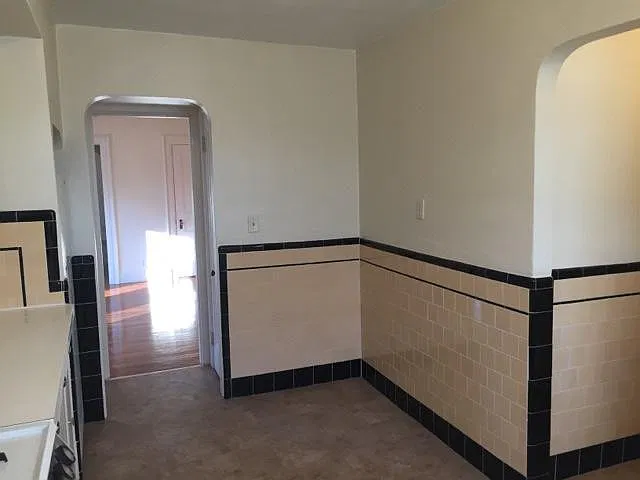 150 Norwood Ave #3B — Photo 4