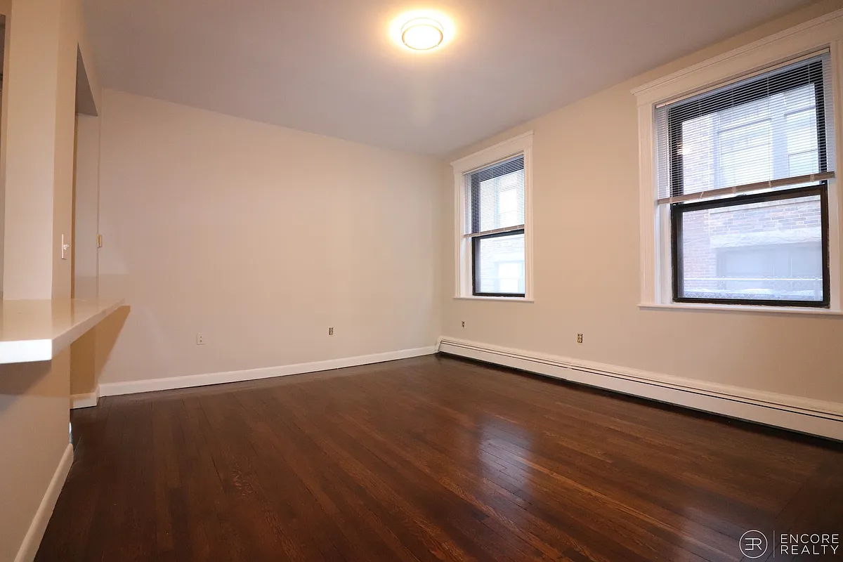 Building Photo - 11 Stearns Rd #7