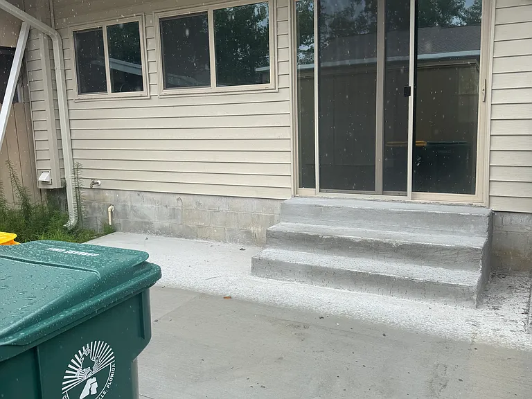 8205 Kensington Sq — Photo 24