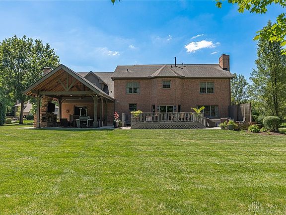 3rd image of 9200 Olde Woods Ct