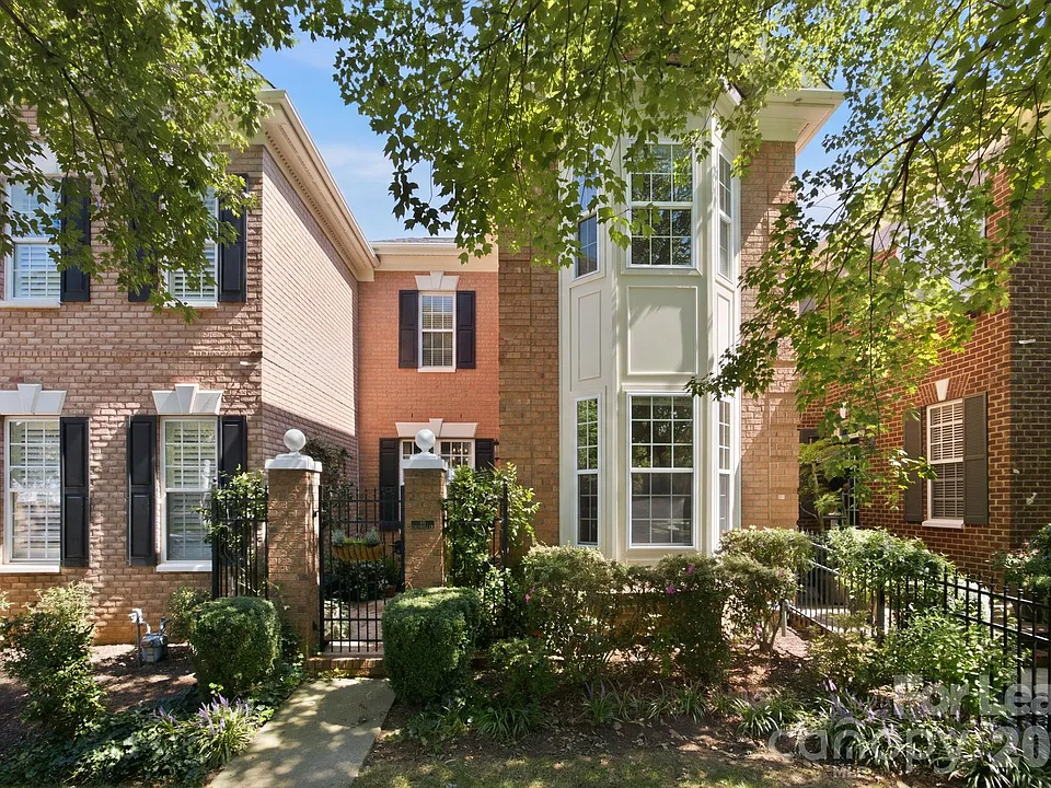 205 Caldwell Ln #128