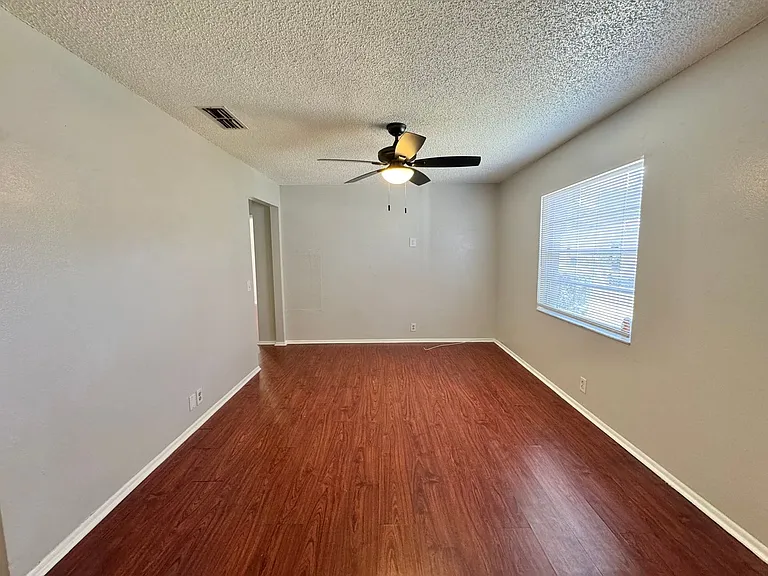 5665 Struthers Ct — Photo 20