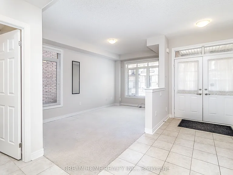 3070 Eberly Woods Dr — Photo 3