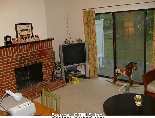 1st image of 50 Farmington Chase #50