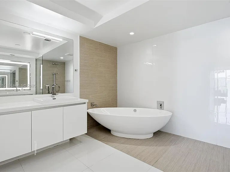330 Sunny Isles Blvd #5-708 — Photo 21