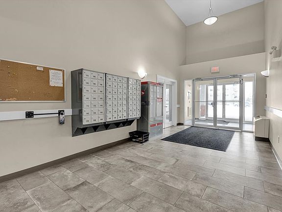 4th image of 6925 199th St NW #316
