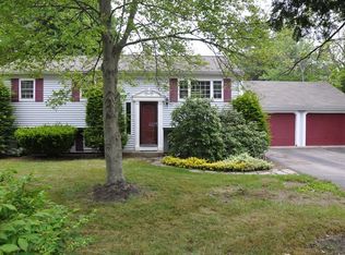 566 Summer St, Rockland, MA 02370