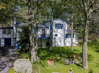 5112 Navajo Pl, Tobyhanna, PA 18466