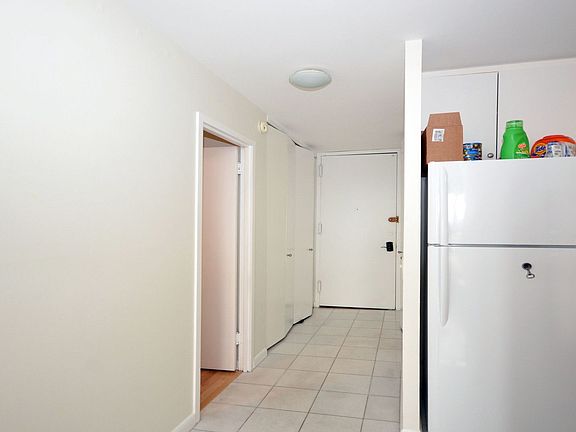 3rd image of 1540 N Lasalle St #1406