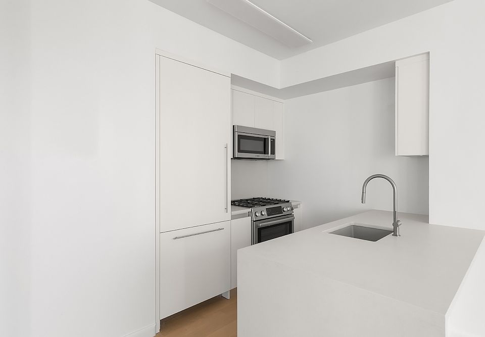 1st image of 1 Union Sq S APT 15G