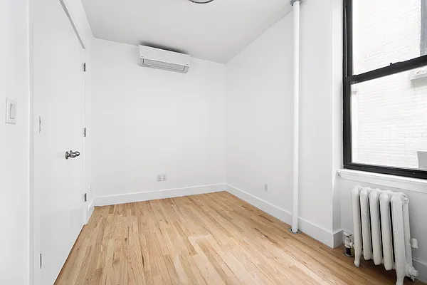 Rented by Compass | media 4