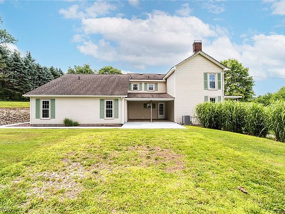 3rd image of 16500 Park Way