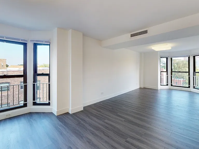 Dining/Living room