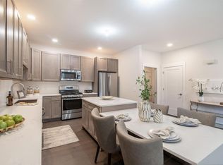 7905 Grand St, Dexter, MI