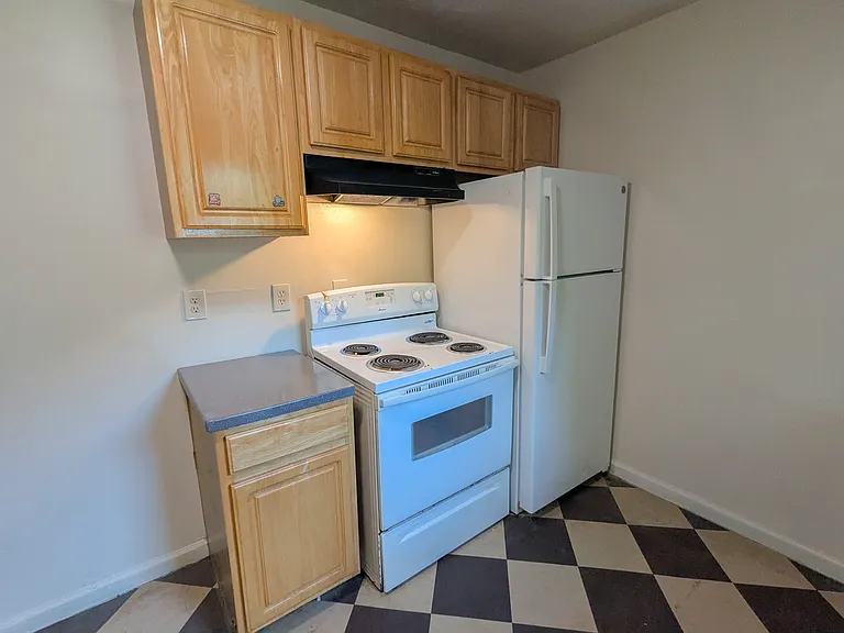 2820 Cardo Dr NW — Photo 6